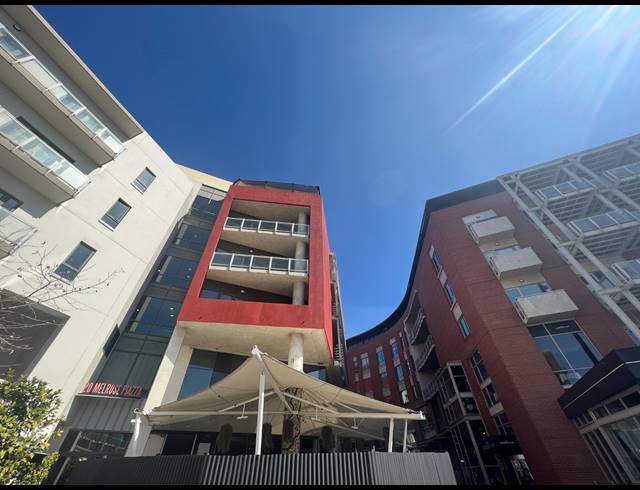 631M² OFFICE TO LET IN MELROSE ARCH